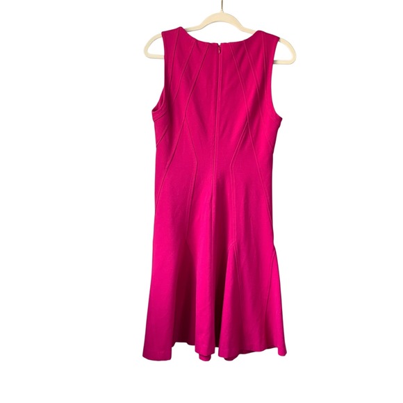 Diane Von Furstenberg DVF 'Alice' stretch jersey fit flare sleeveless dress. 8 - Picture 2 of 12